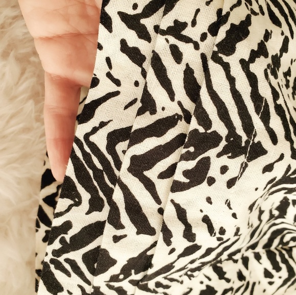 Gifted 😉Forever21 Mini Skirt - Picture 3 of 8